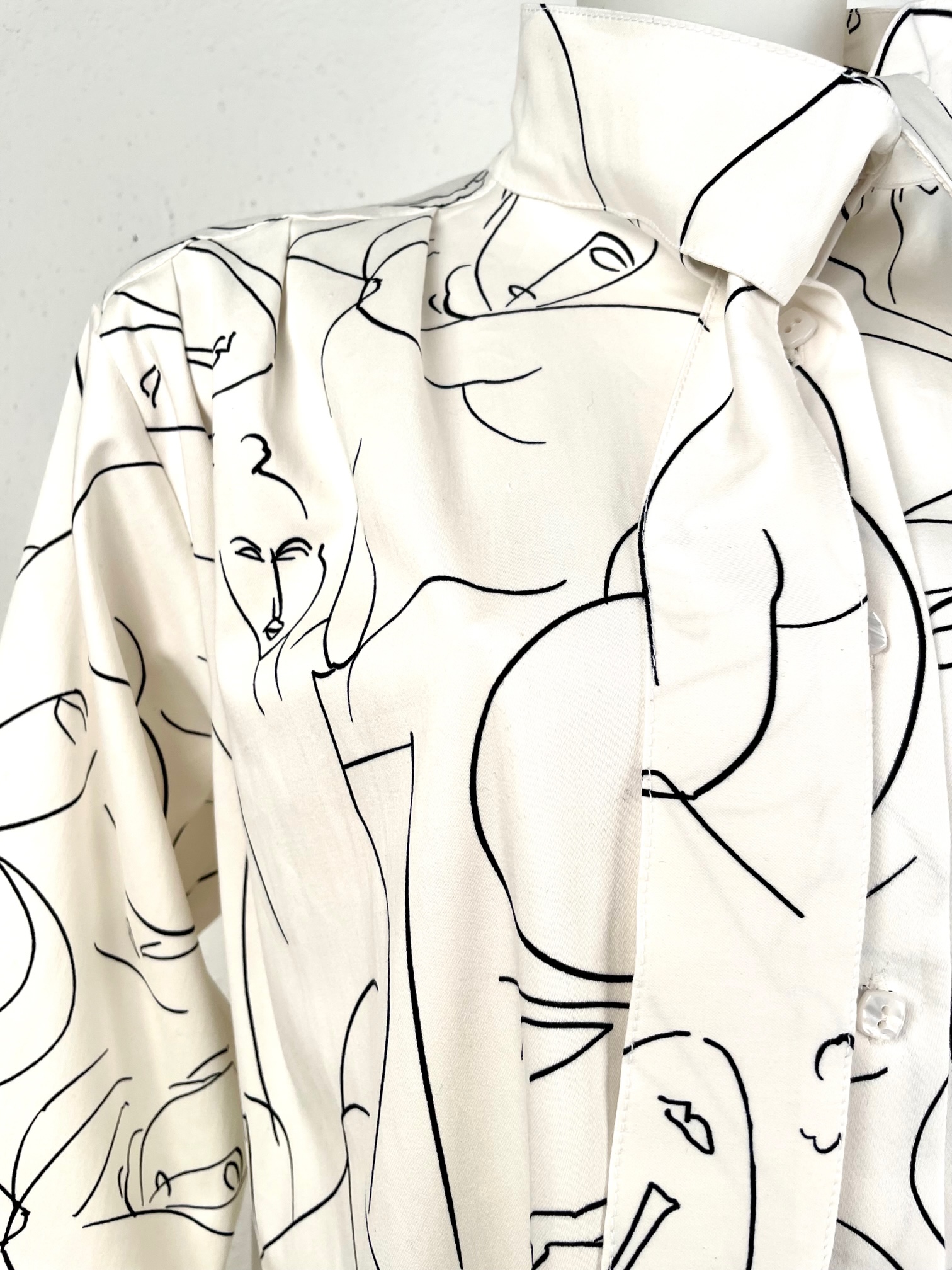 chichino SS22 Dress 82 faces detail3